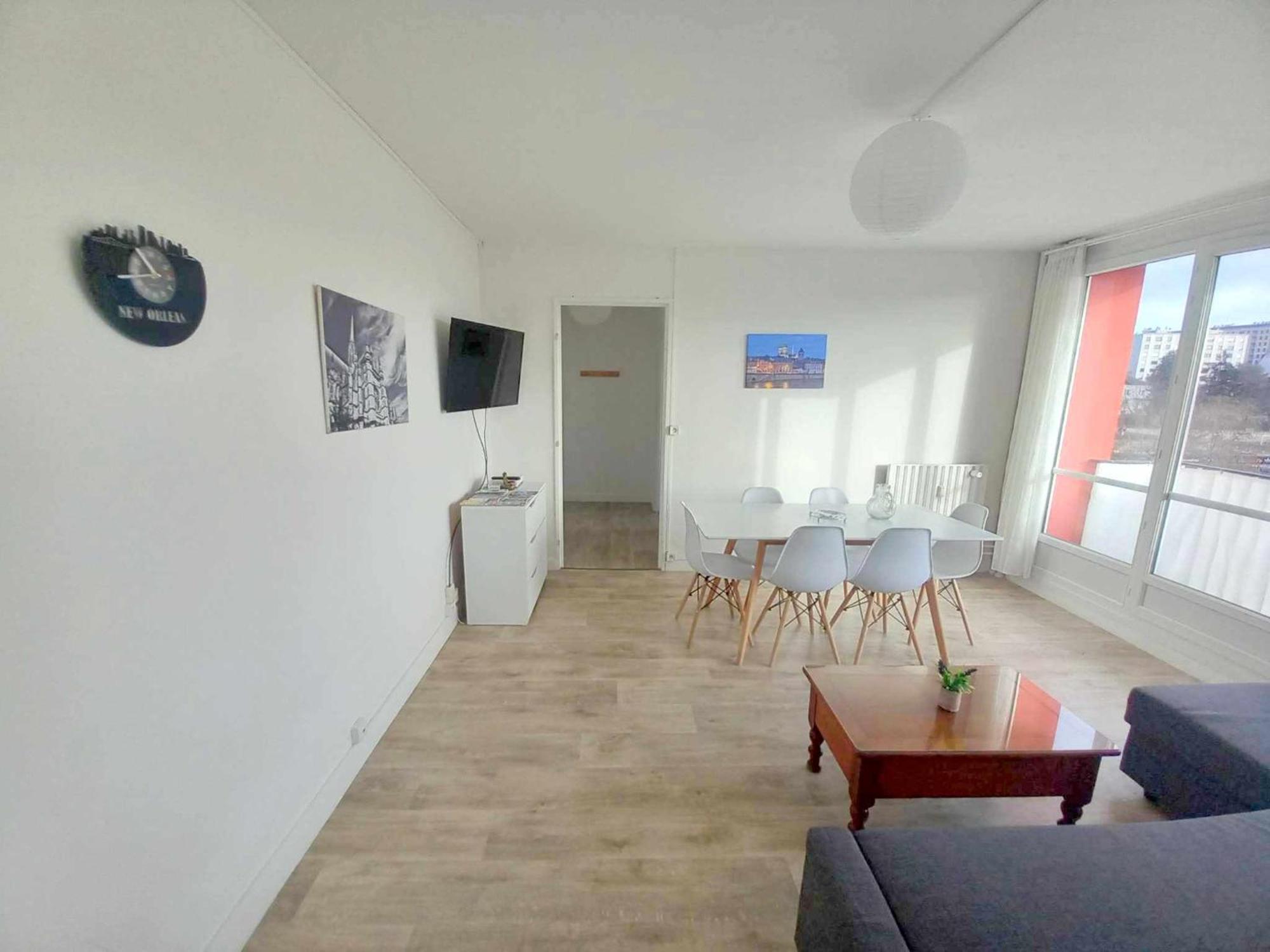 Apartamento T3 57M2 Avec Balcon Proche Gare Sncf, Wifi Et Cafe Et The Offerts Orléans Exterior foto